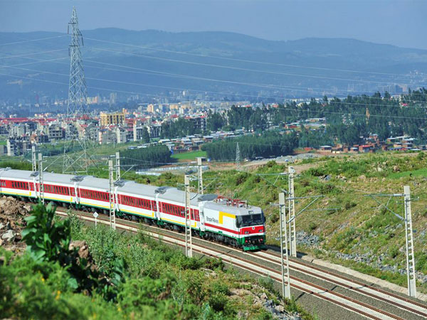 中国助力非洲铁路事业建设